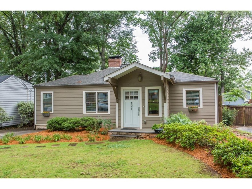 Spacious Kirkwood Cottage!