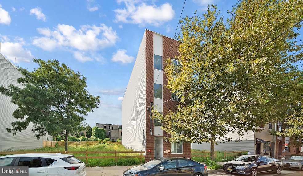 For Sale $299,000 • Co-Listing Agent