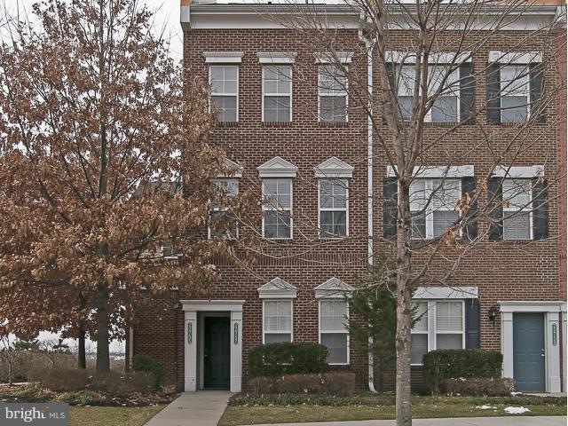 22755 Fountain Grove Square, Ashburn, VA 20148 - photo 1