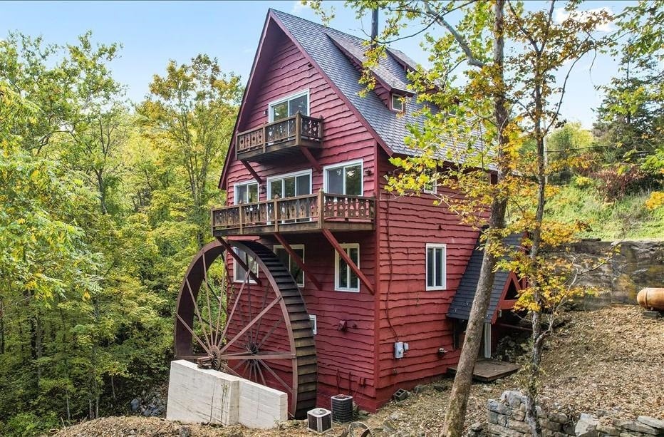 6602 Middlebrook Rd, Middlebrook, VA 24459 - photo 1