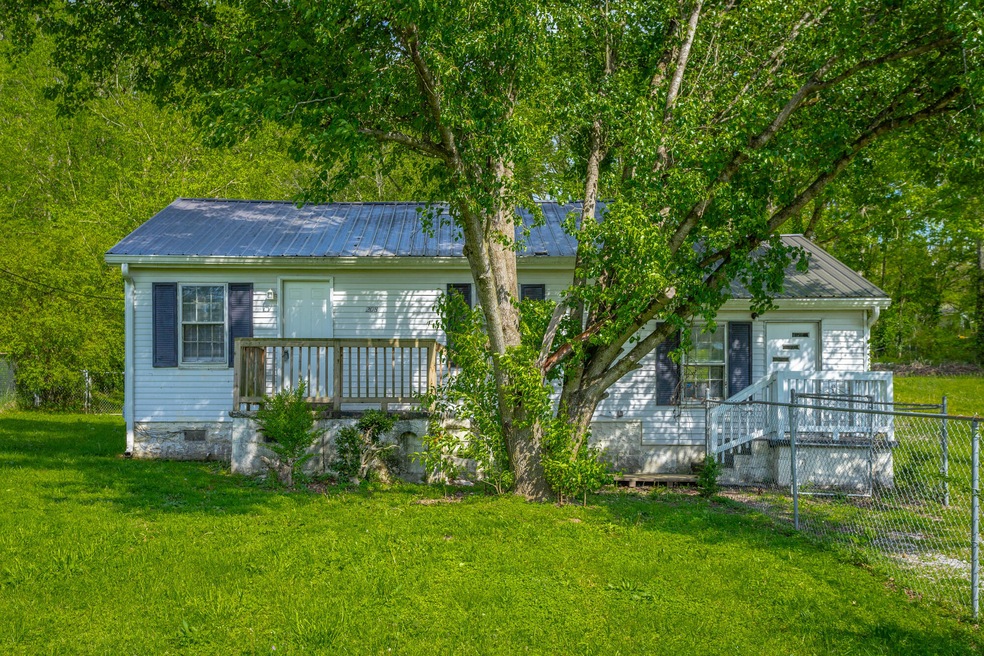 208 N Jenkins Road HD-36
