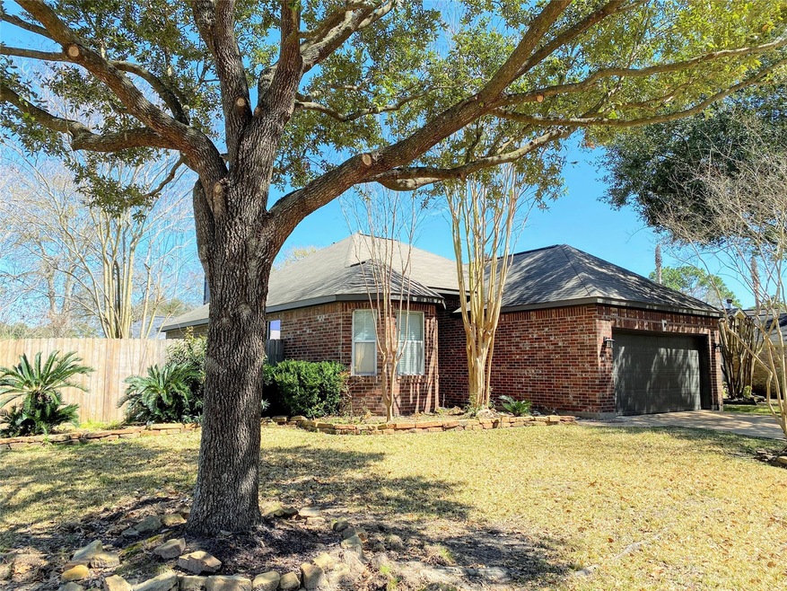 11003 Winspring Dr, Tomball, TX 77377 - photo 1