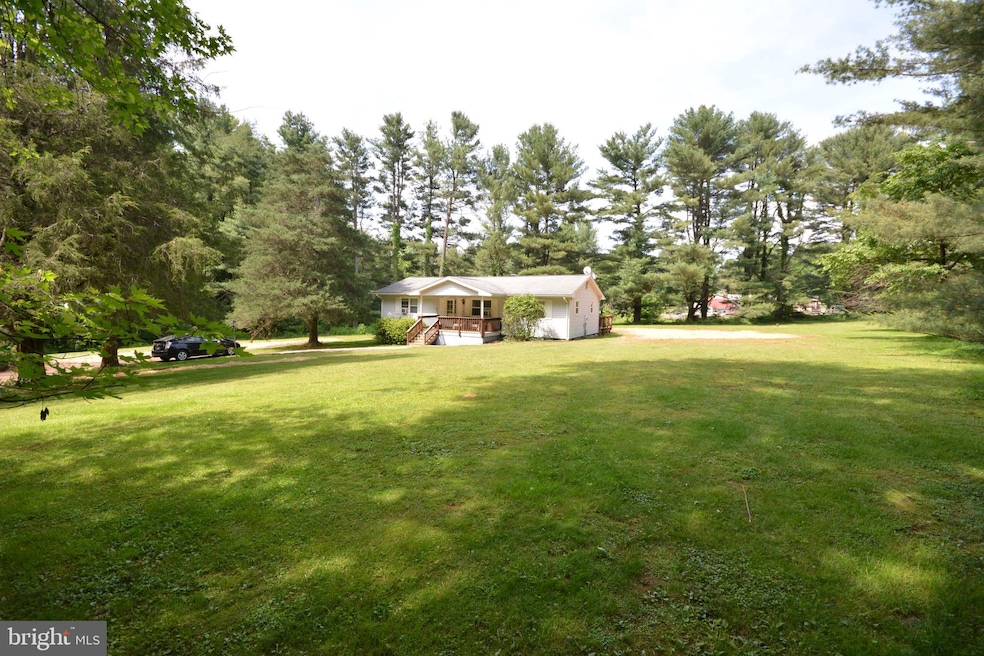 5426 Farmingdale Dr, Warrenton, VA 20187 - photo 1