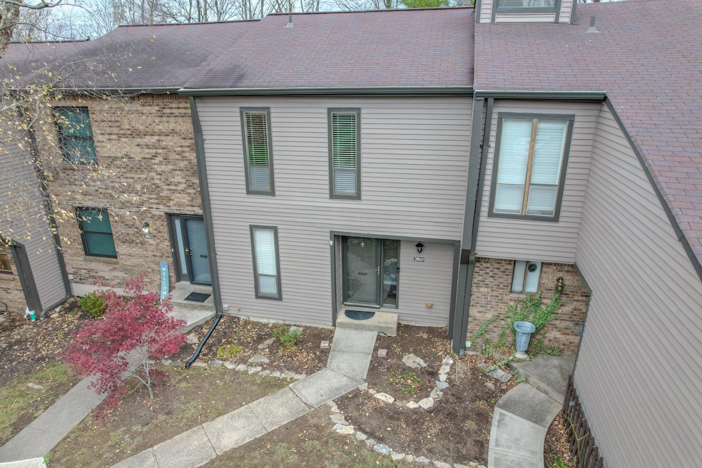 2860 Cliffview Ct, Villa Hills, KY 41017 - photo 1