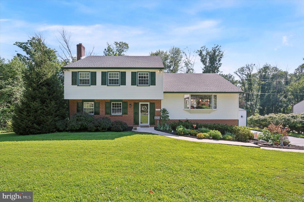 1007 Glen Rd, Wallingford, PA 19086 - photo 1