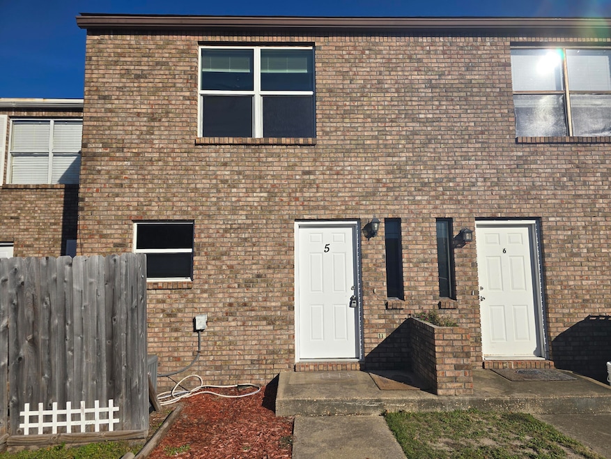 2065 Ann Cir unit 5, Destin, FL 32541 - photo 1