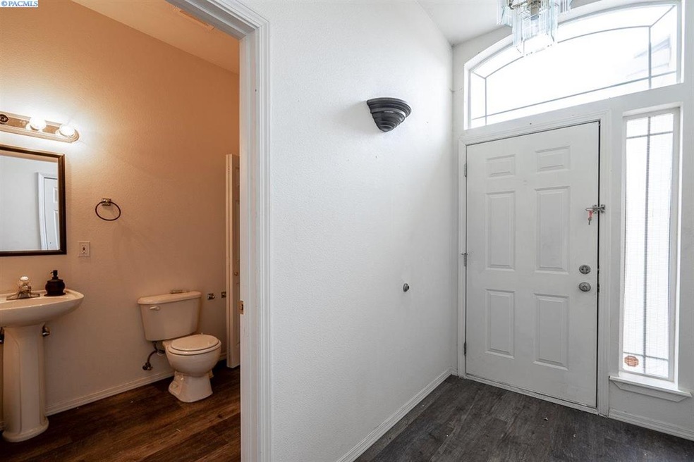 1944 Mint Loop, Richland, WA 99352 - photo 1