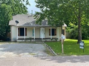 210 Chaffin St, Bonham, TX 75418 - photo 1