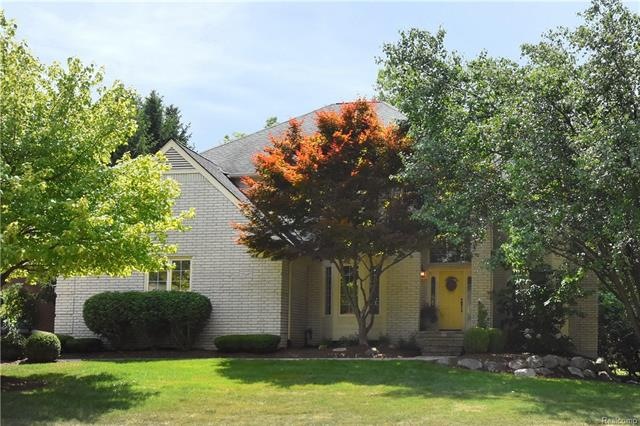 37697 McKenzie Ct_01.JPG