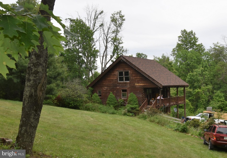 3719 Fiery Run Rd, Linden, VA 22642 - photo 1