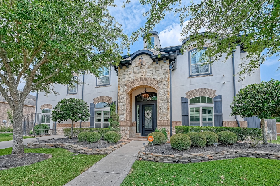 Welcome to this beautiful home in the Fairfield Co