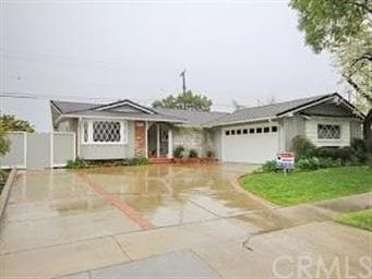 Beautiful 4 bedroom 2 bath located on excellent st