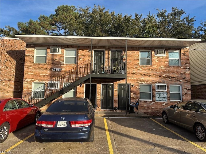 7446 Fenner St unit 1, Norfolk, VA 23505 - photo 1