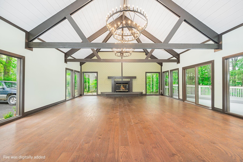 6-web-or-mls-5174 Sharps Ct 001