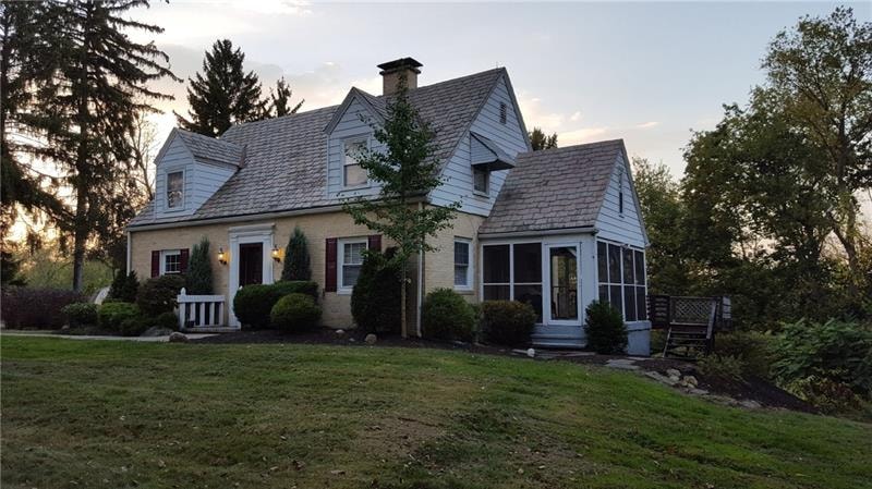 Welcome home to 1900 Tuscarawas Road