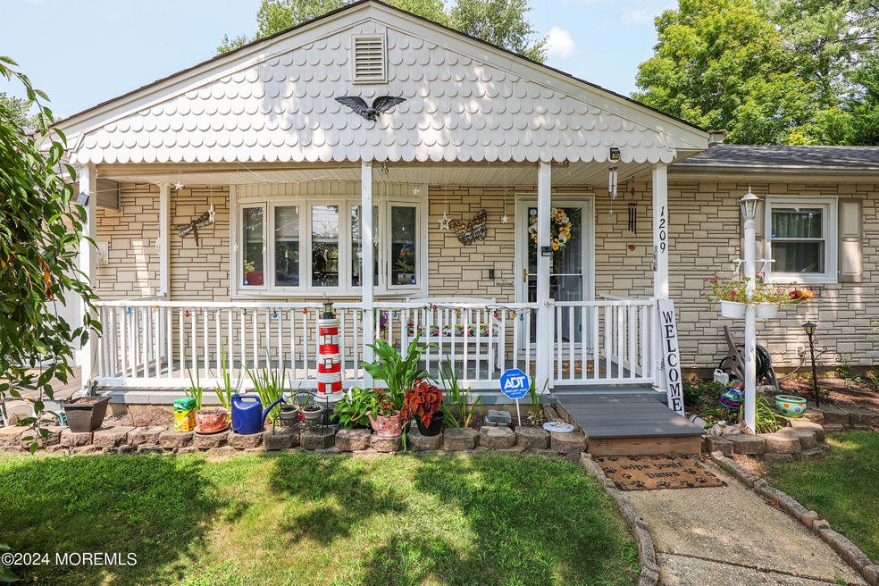1209 3rd Ave, Toms River, NJ 08757 - photo 1