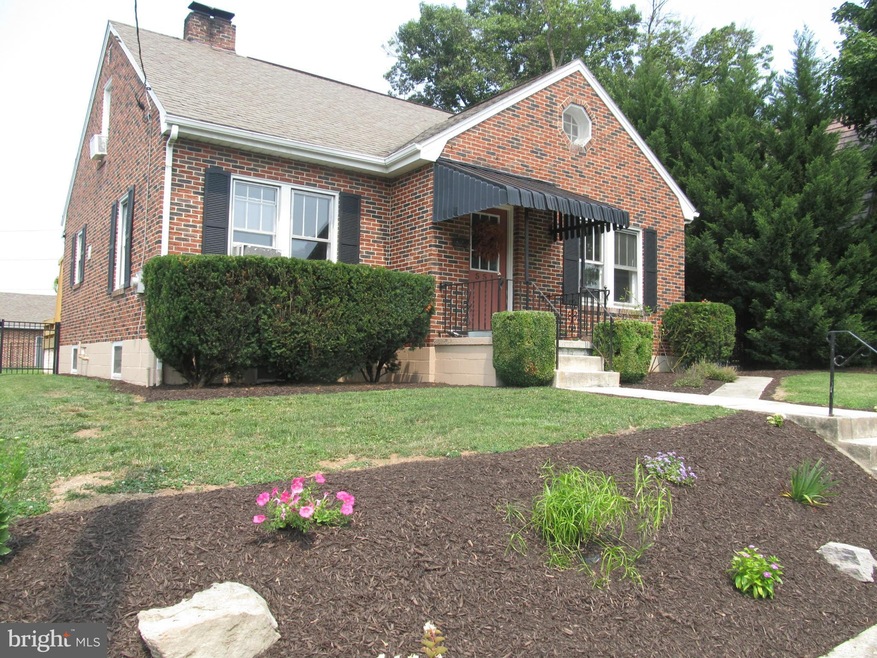 551 Bishop Ave, Chambersburg, PA 17201 - photo 1