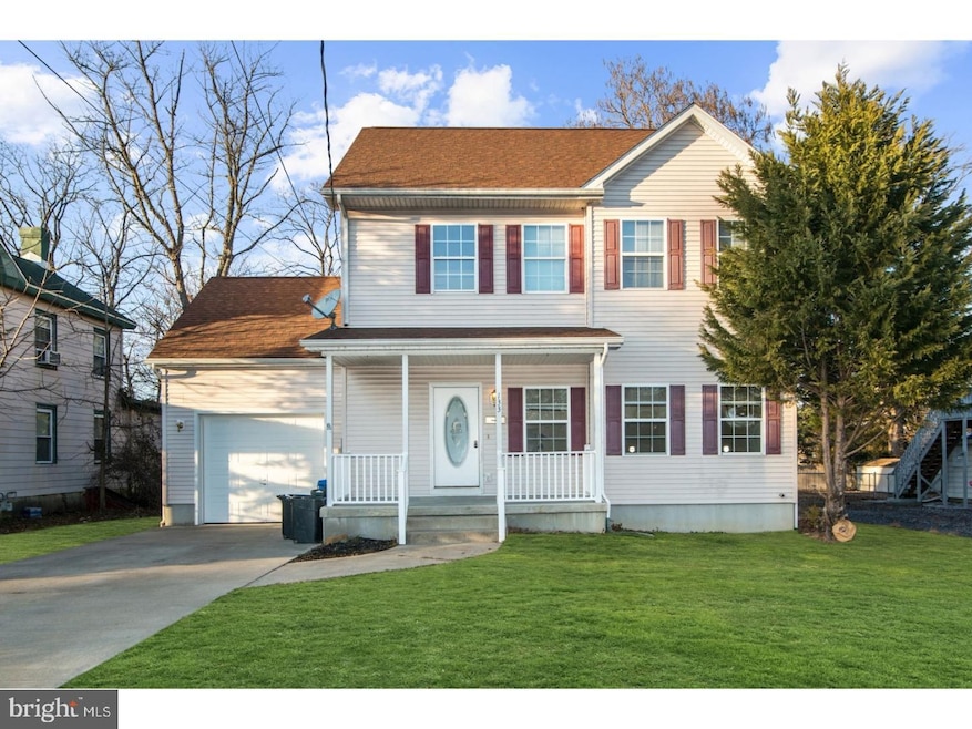 133 W Clayton Ave, Clayton, NJ 08312 - photo 1