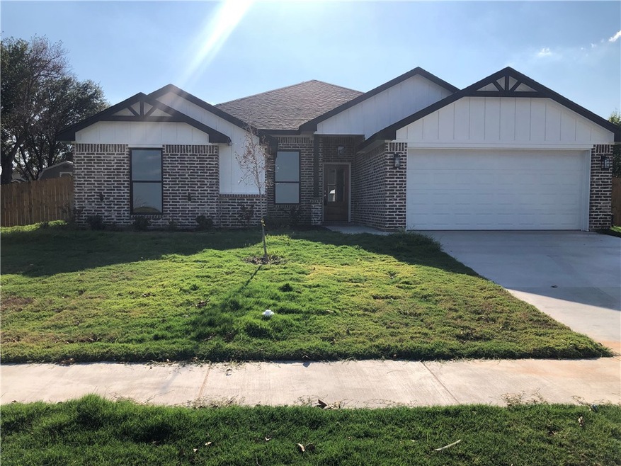 101 Indian Trails Rd, Riesel, TX 76682 MLS 218171