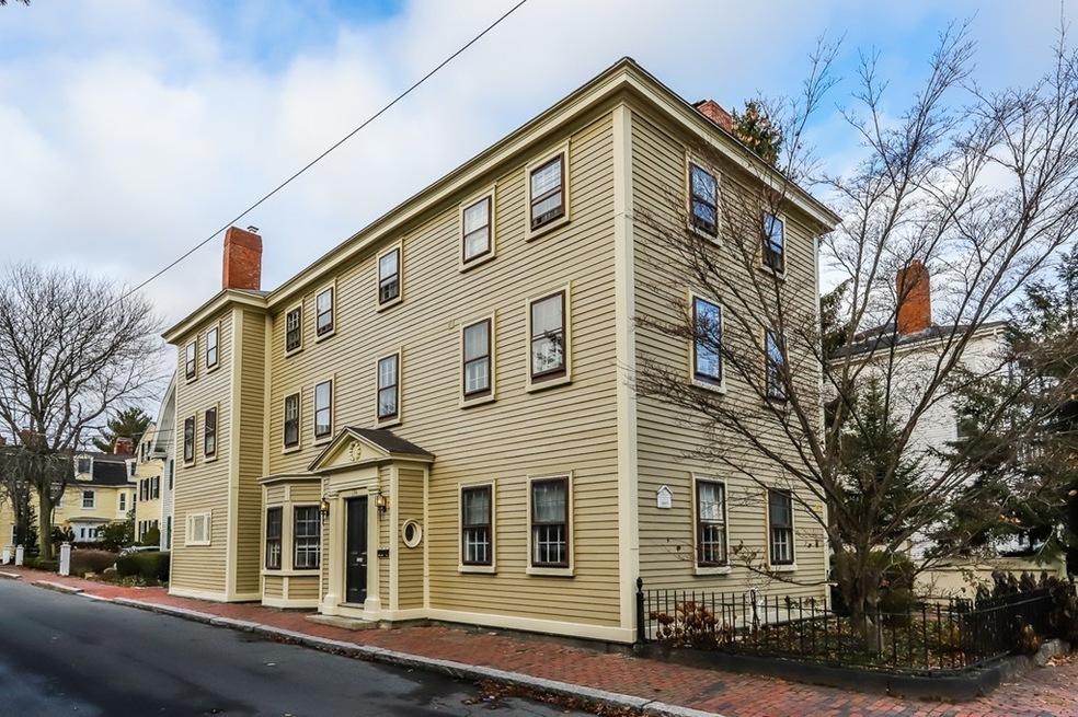 134 Federal St unit 2, Salem, MA 01970 - photo 1