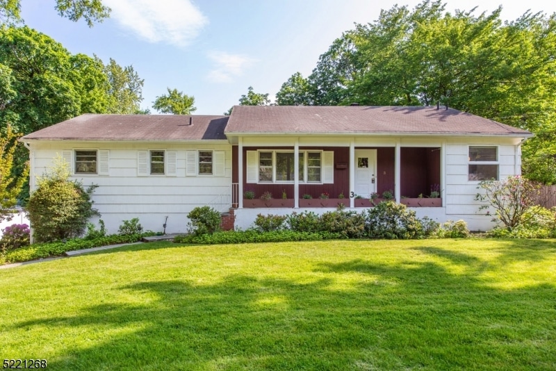 3 Linden Ct, West Orange, NJ 07052 - photo 1