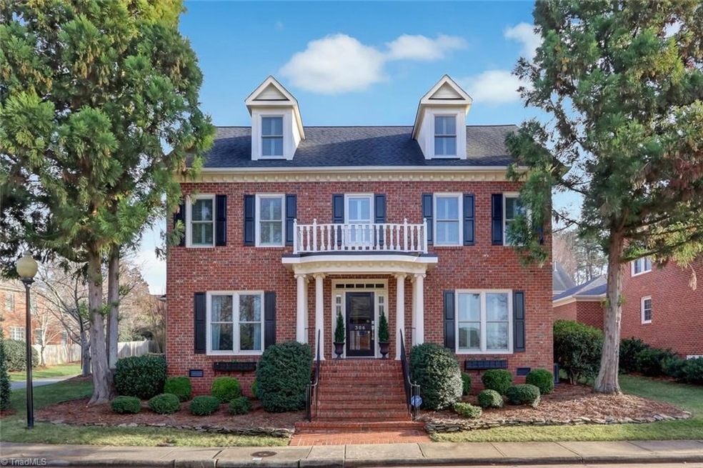 306 Cross Vine Ln, Greensboro, NC 27455 - photo 1