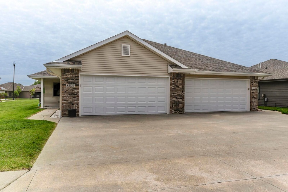 5203 Harding Landing Rd_03