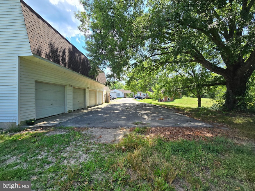 For Rent $1,400/month