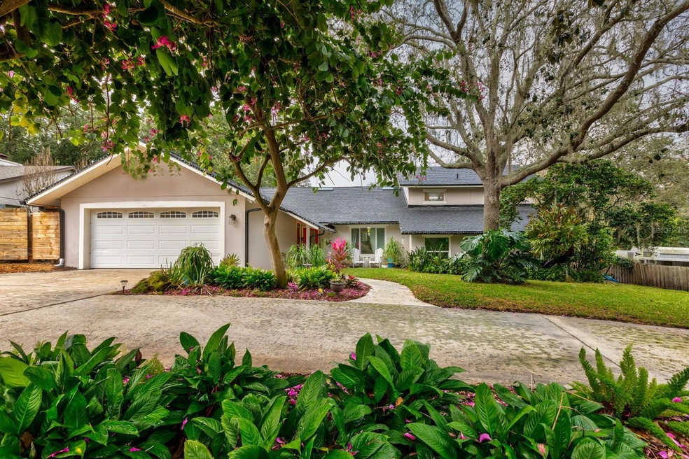 2520 Meadowview Cir, Windermere, FL 34786 - photo 1