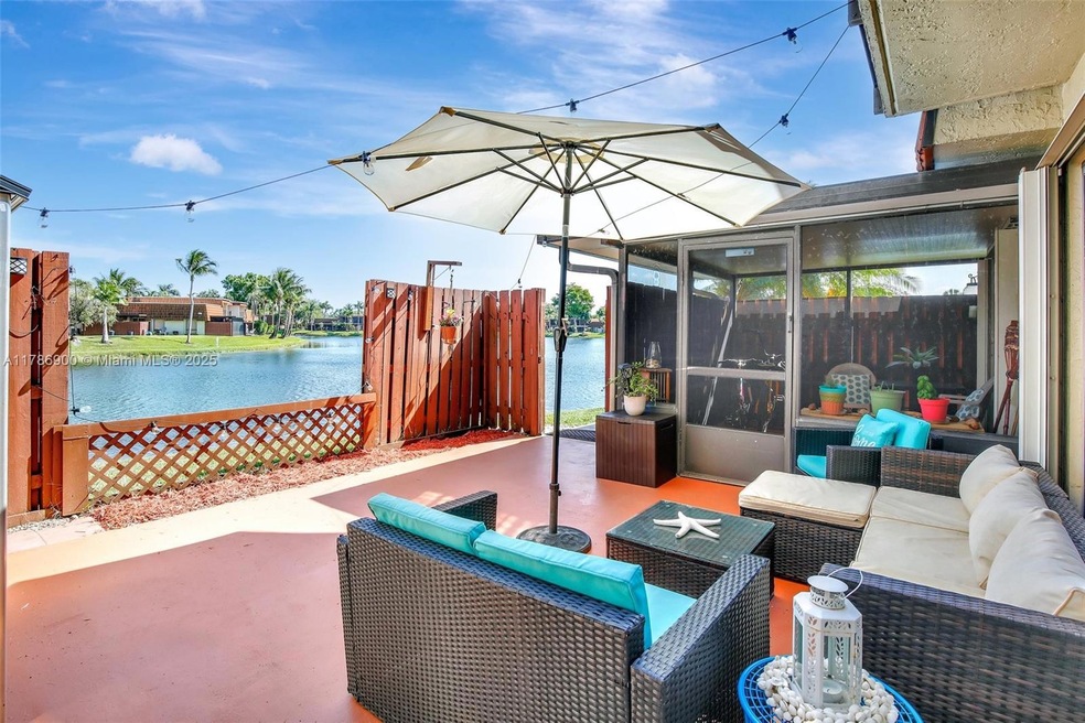 11914 SW 12th Ct, Davie, FL 33325 - photo 1