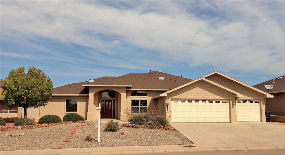 465 Camino Real unit 6&7, Alamogordo, NM 88310 - photo 1