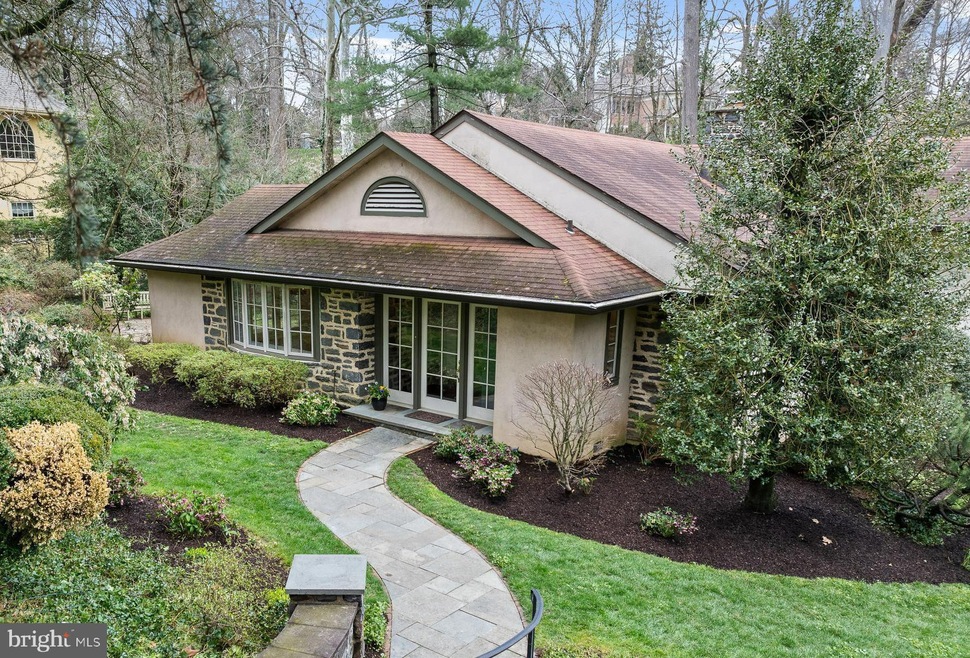 217 Winsor Ln, Haverford, PA 19041 - photo 1