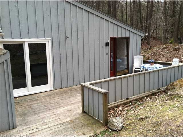 25 Wauwinet Ct unit 25, Guilford, CT 06437 - photo 1