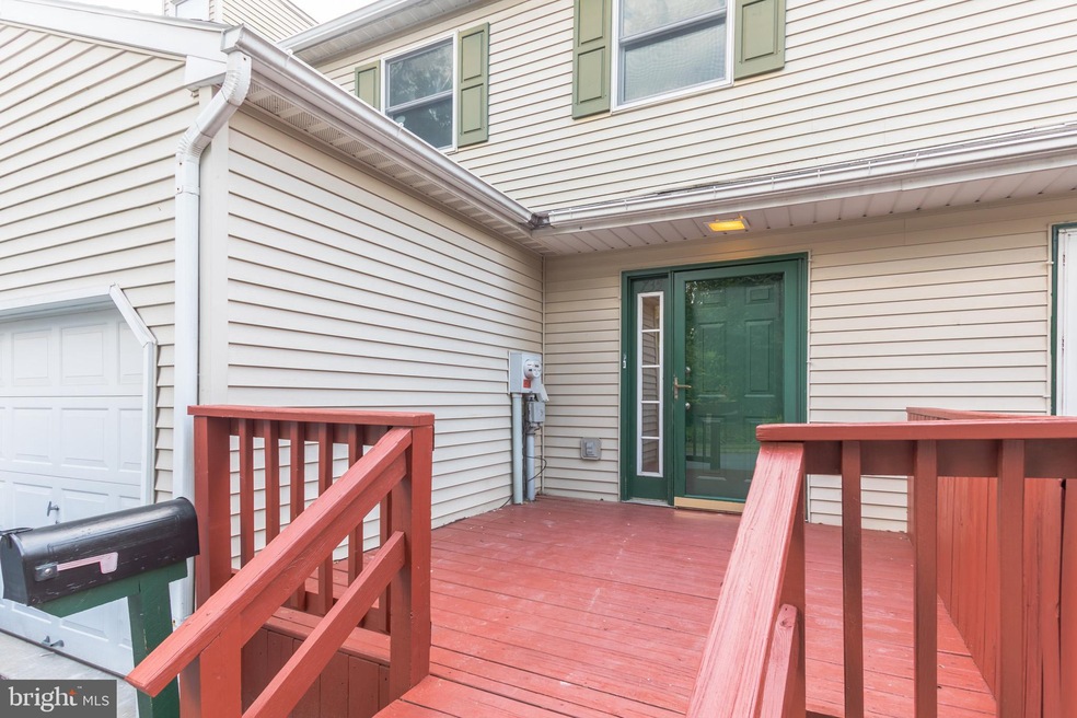 735 Cedar Ct, Red Hill, PA 18076 - photo 1