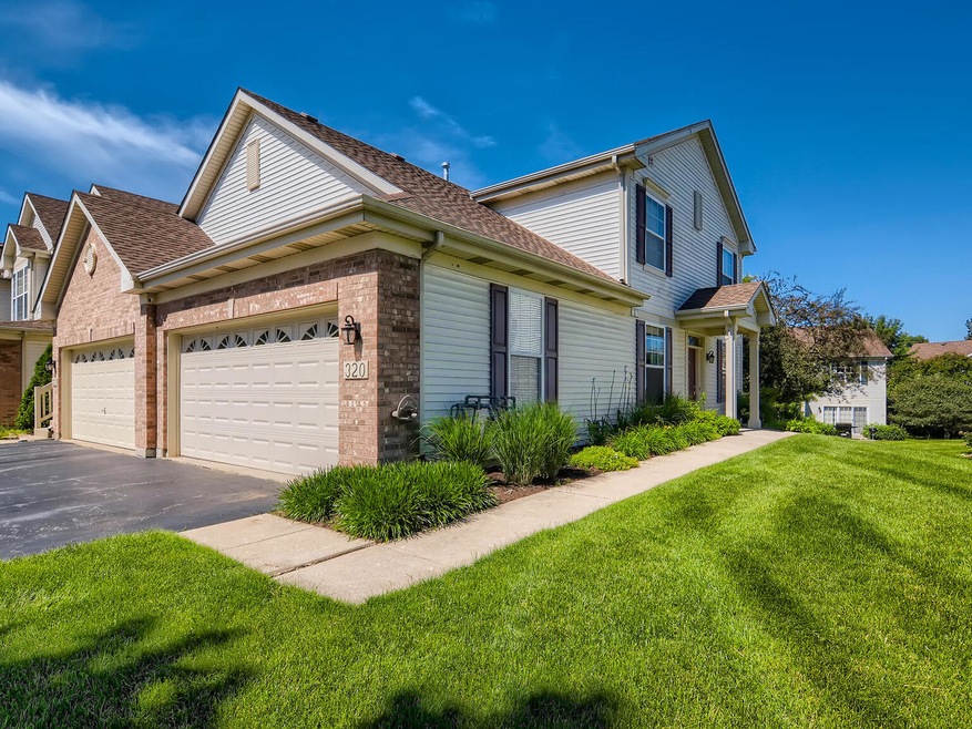 320 Emerald Ln unit 12/4, Algonquin, IL 60102 - photo 1