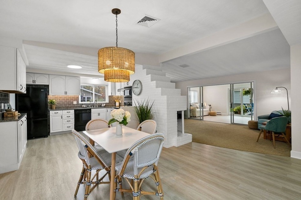 26 Doris Rd, Framingham, MA 01701 - photo 1