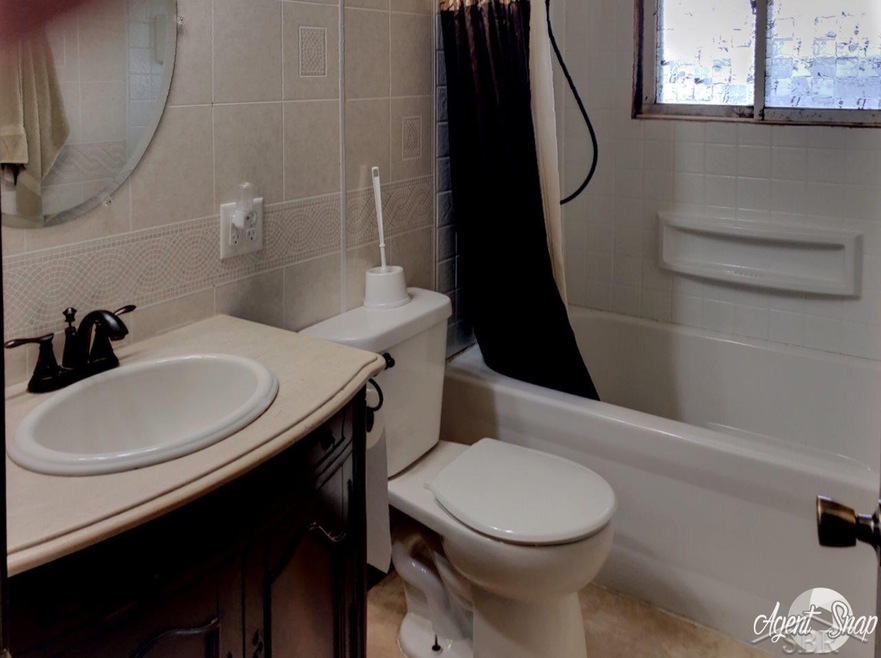 14417 N Bray Rd, Clio, MI 48420 - photo 1