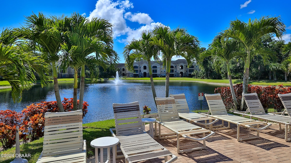 940 Village Trail unit 8-2050, Port Orange, FL 32127 - photo 1