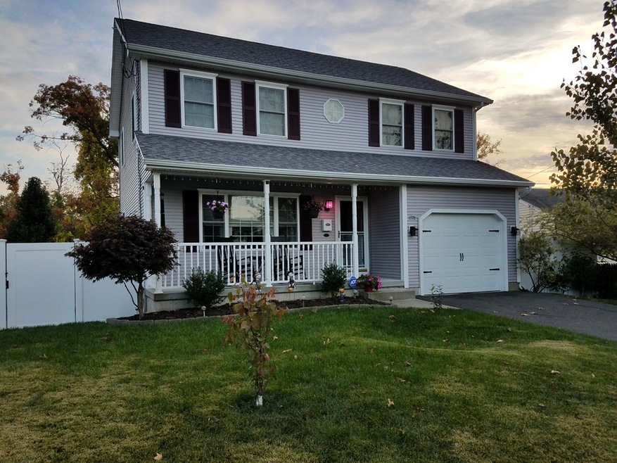 93 Agnes St, Springfield, MA 01118 - photo 1