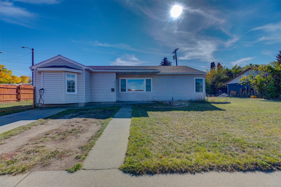 1815 9th Ave, Helena, MT 59601 - photo 1