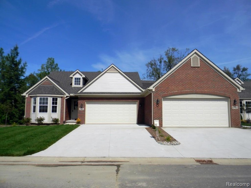 Please note, this is a similar model. Listed condo