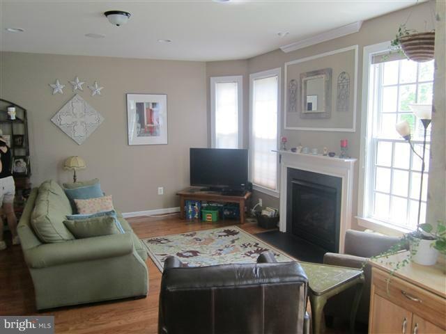 10845 General Kirkland Dr, Bristow, VA 20136 - photo 1