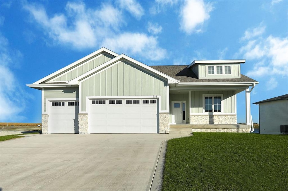 715 SW Cattail Rd, Grimes, IA 50263 - photo 1