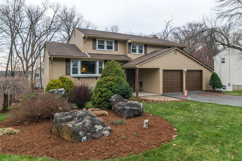 283 Candlewyck Dr, Newington, CT 06111 - photo 1