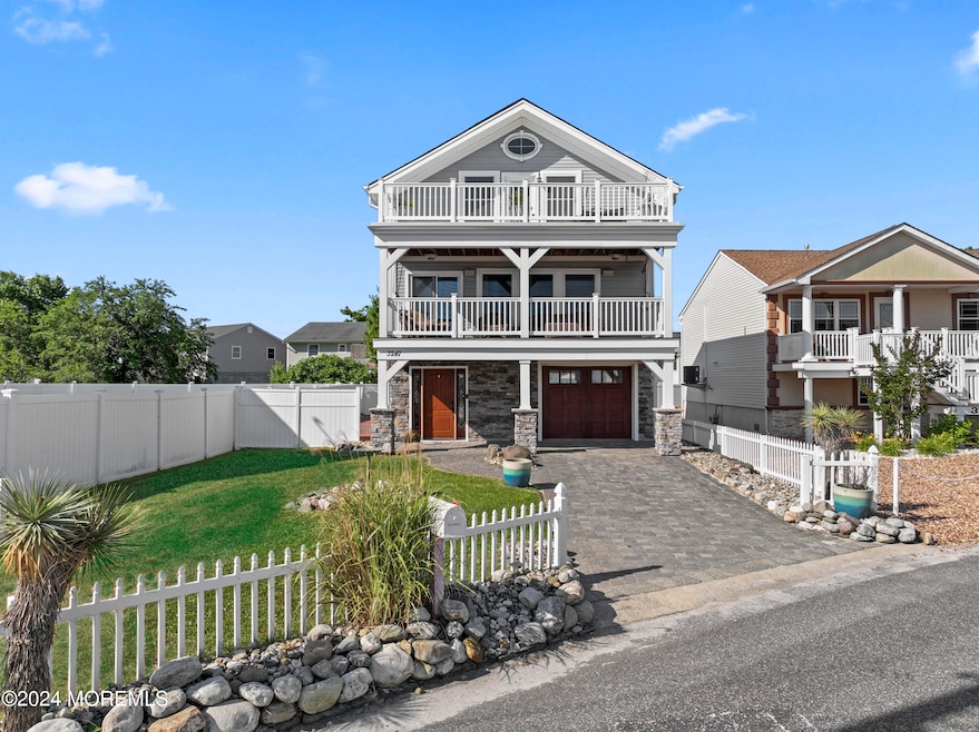 Sold $679,000 • Co-Listing Agent