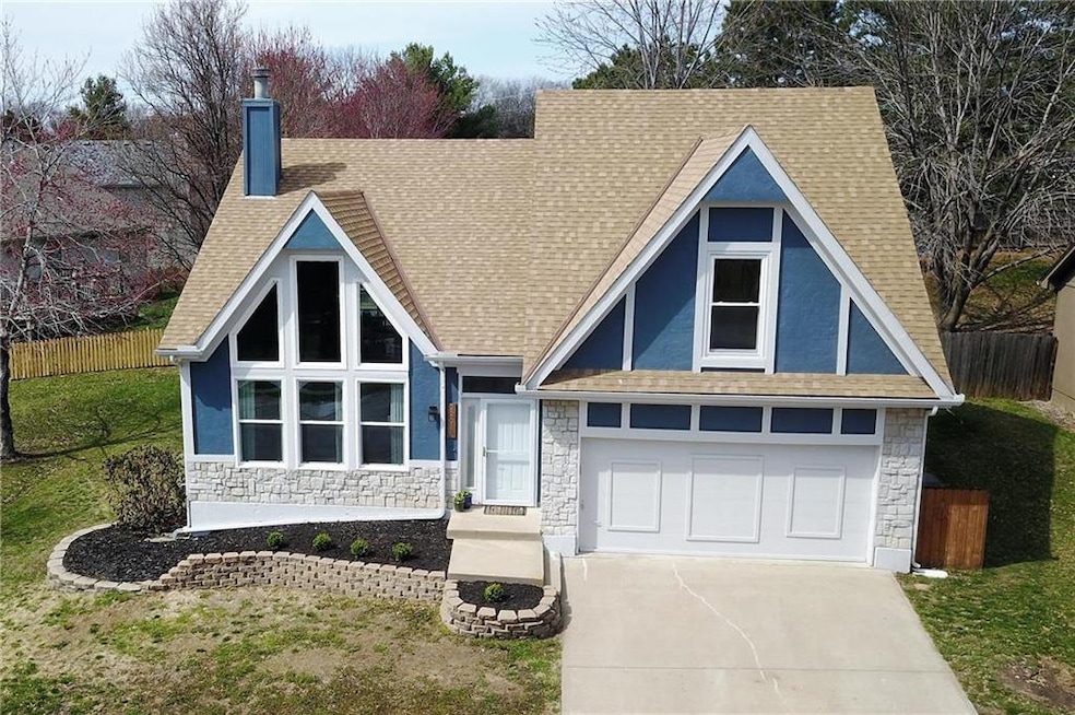 22018 W 47th Terrace, Shawnee, KS 66226 - photo 1