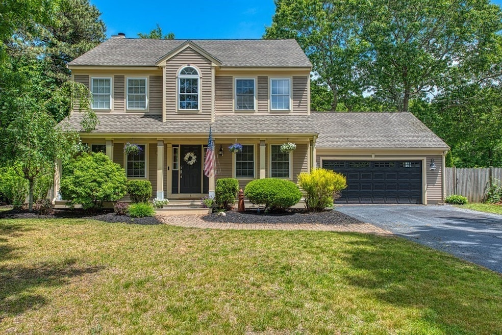 3 Dover Ln, Buzzards Bay, MA 02532 - photo 1