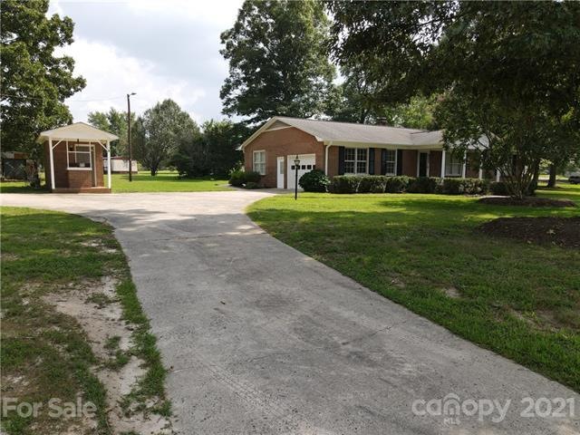 827 Old Lincolnton Crouse Rd, Lincolnton, NC 28092 - photo 1