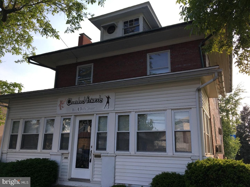 3318 Kutztown Rd, Reading, PA 19605 - photo 1