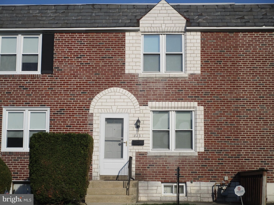 823 Surrey Ln, Glenolden, PA 19036 - photo 1